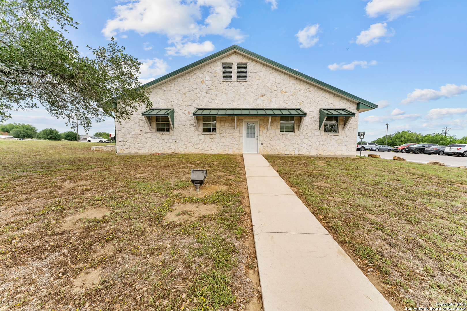 3586 Us Highway 181 N Floresville TX 78114