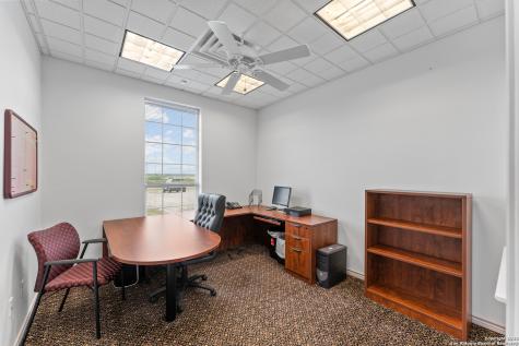 3586 Us Highway 181 N Floresville TX 78114
