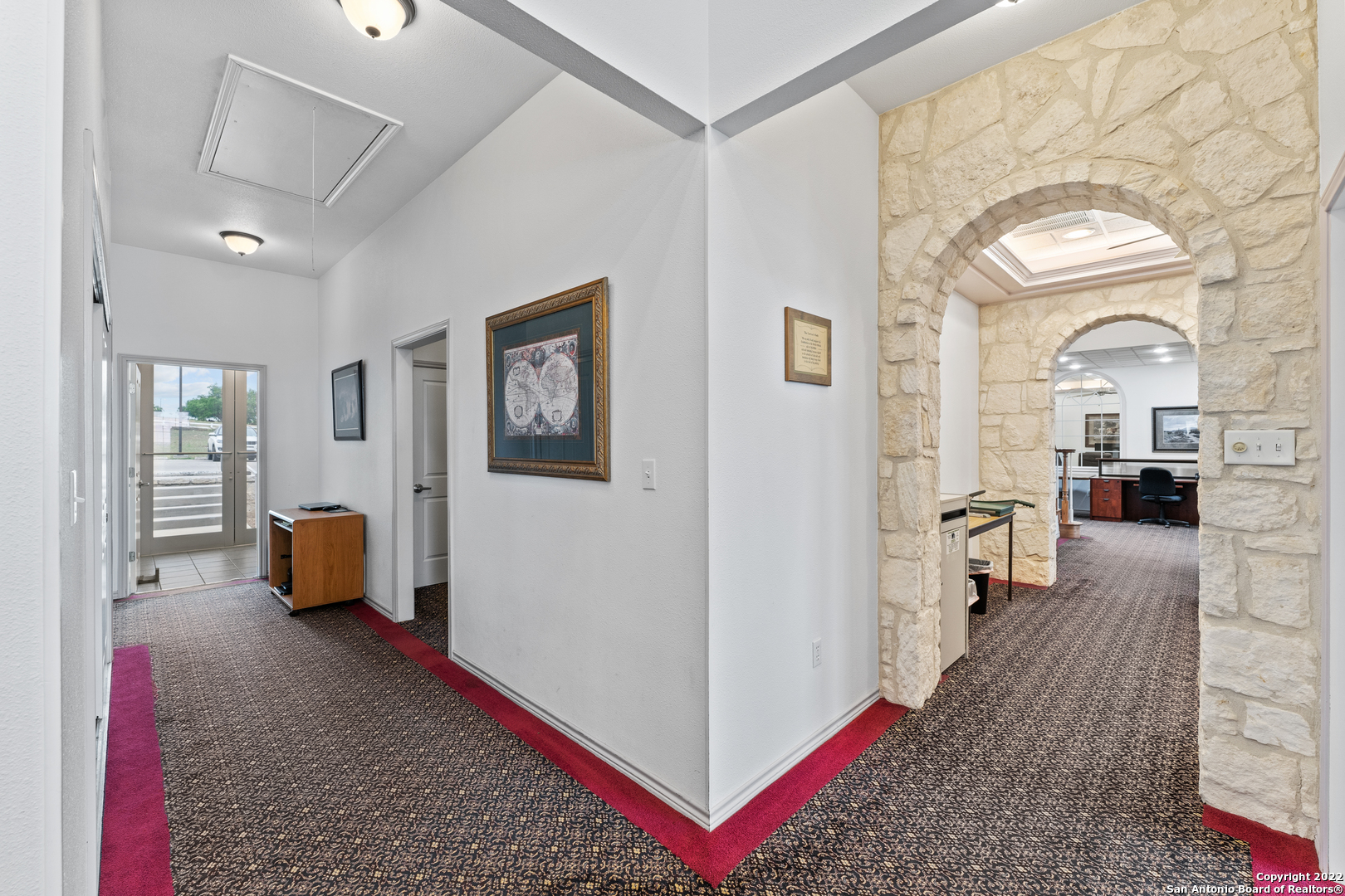 3586 Us Highway 181 N Floresville TX 78114