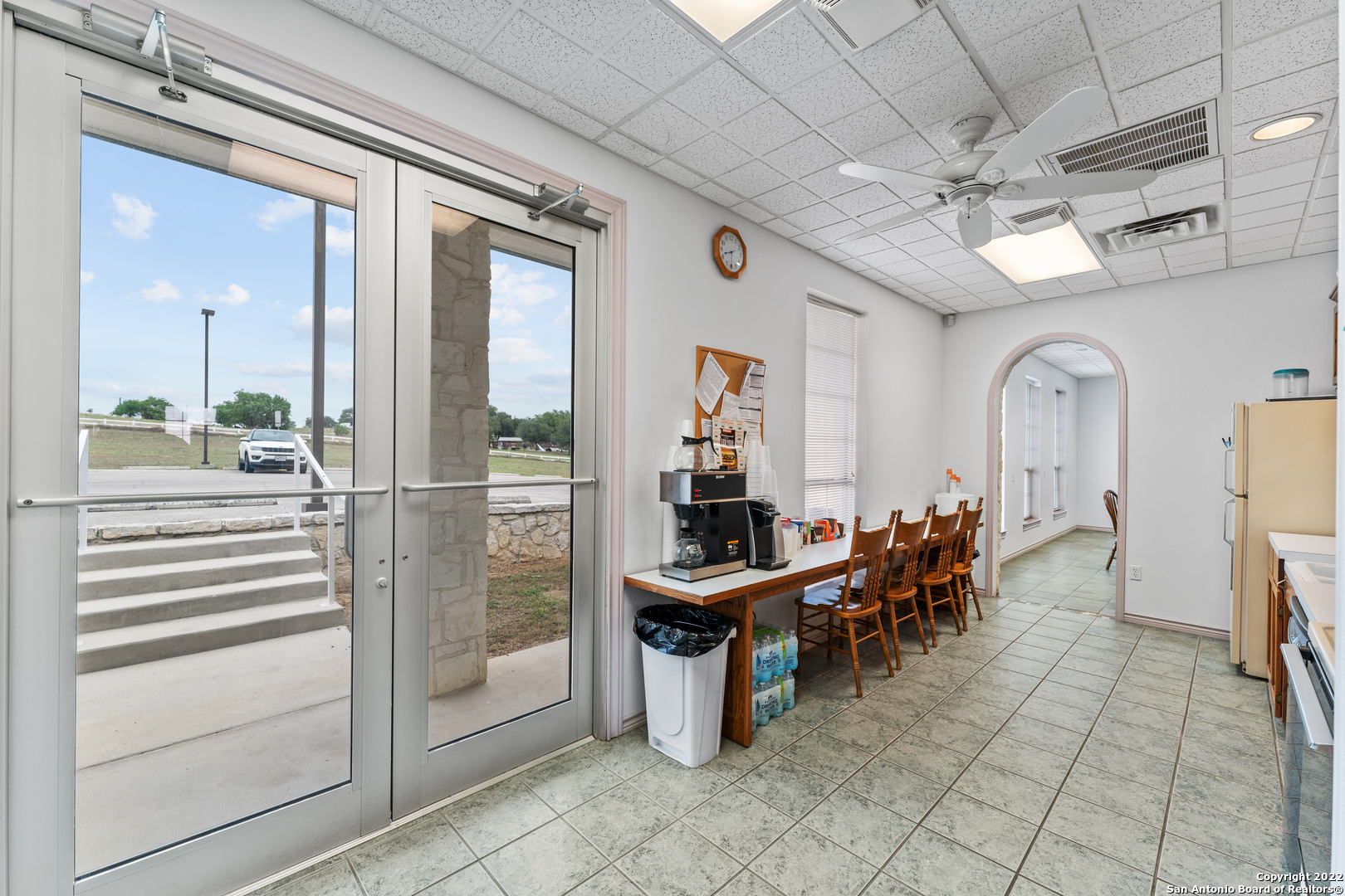 3586 Us Highway 181 N Floresville TX 78114