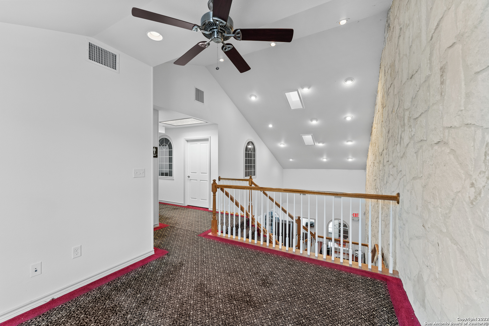 3586 Us Highway 181 N Floresville TX 78114