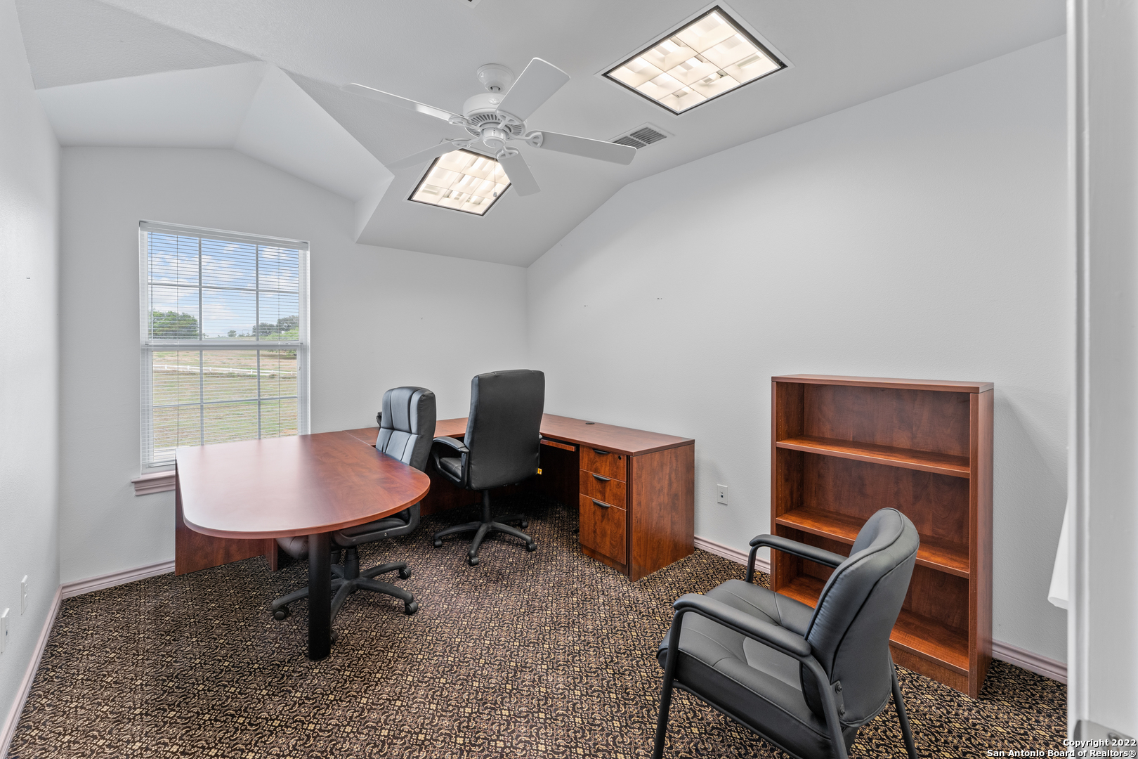 3586 Us Highway 181 N Floresville TX 78114