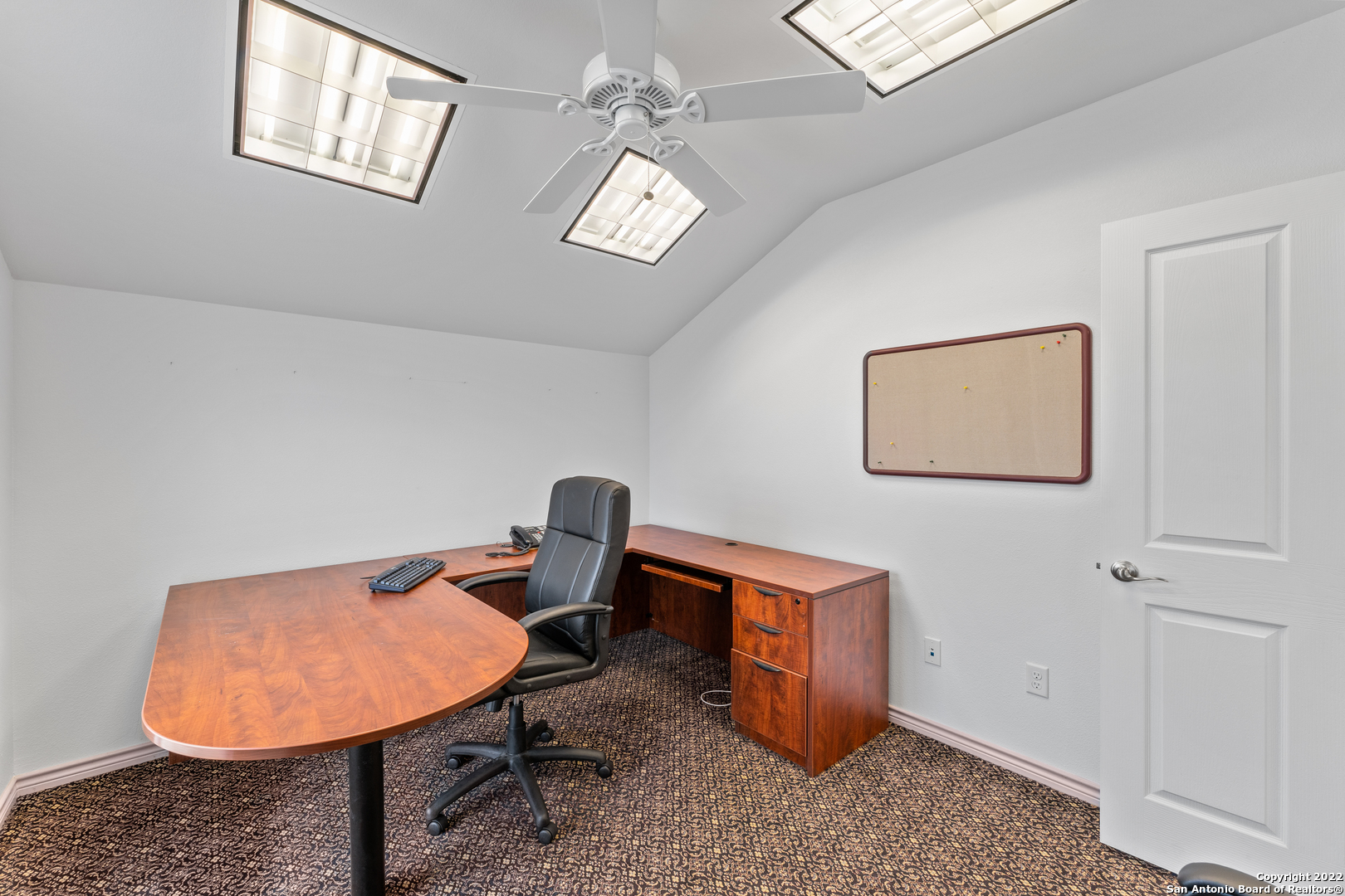 3586 Us Highway 181 N Floresville TX 78114