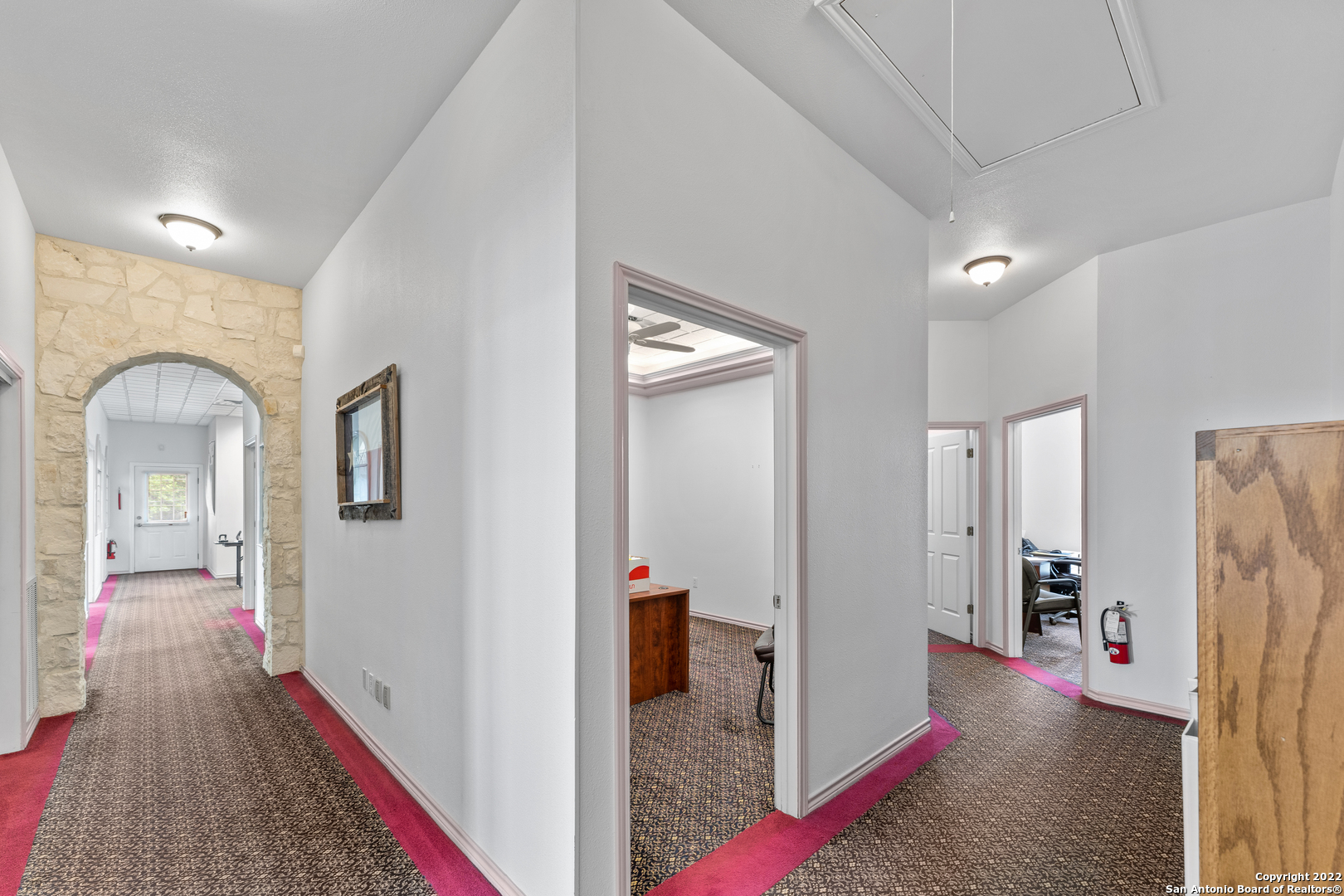 3586 Us Highway 181 N Floresville TX 78114