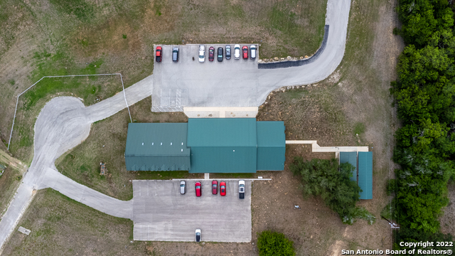 3586 Us Highway 181 N Floresville TX 78114