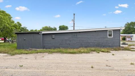 1407 Broadway Kerrville TX 78028