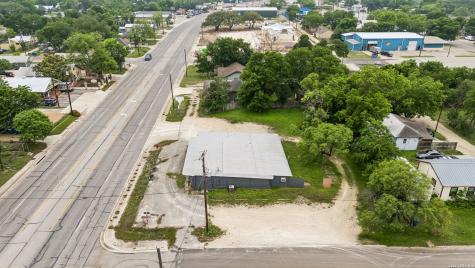 1407 Broadway Kerrville TX 78028