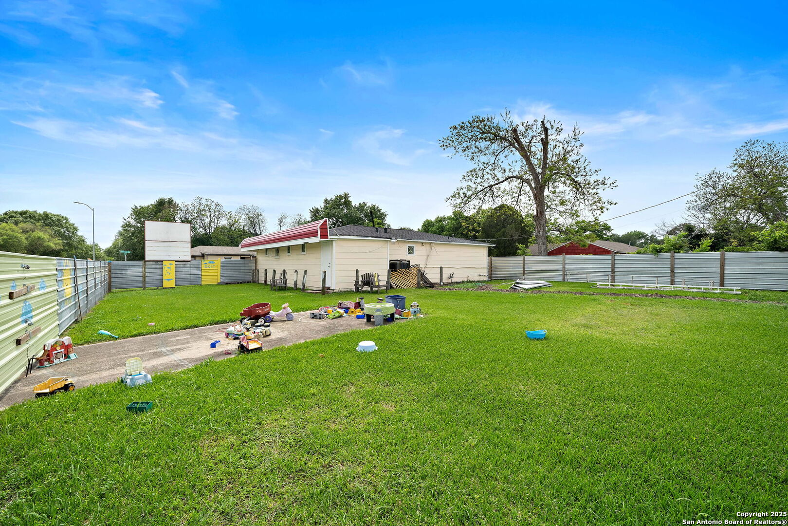 5639 Overdale Houston TX 77033