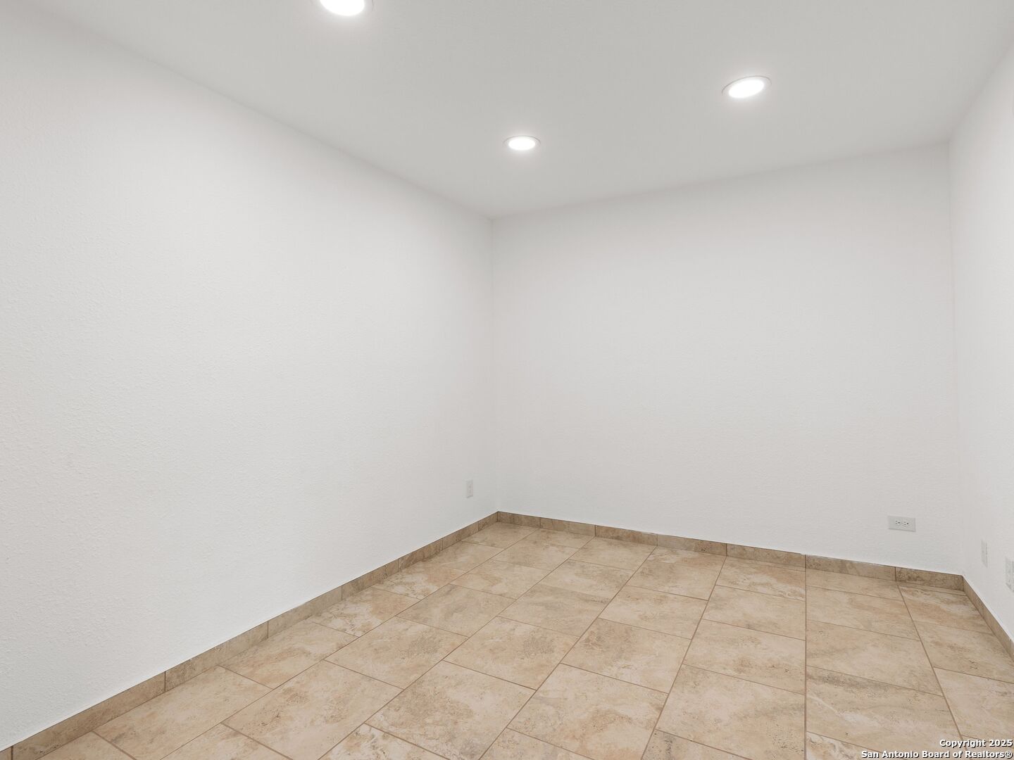 1026 W Oaklawn Street Pleasanton TX 78064