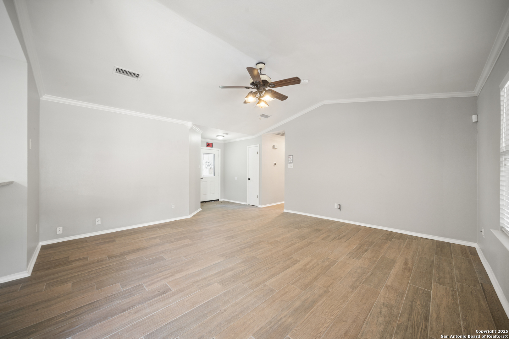 209 S Main Cibolo TX 78108