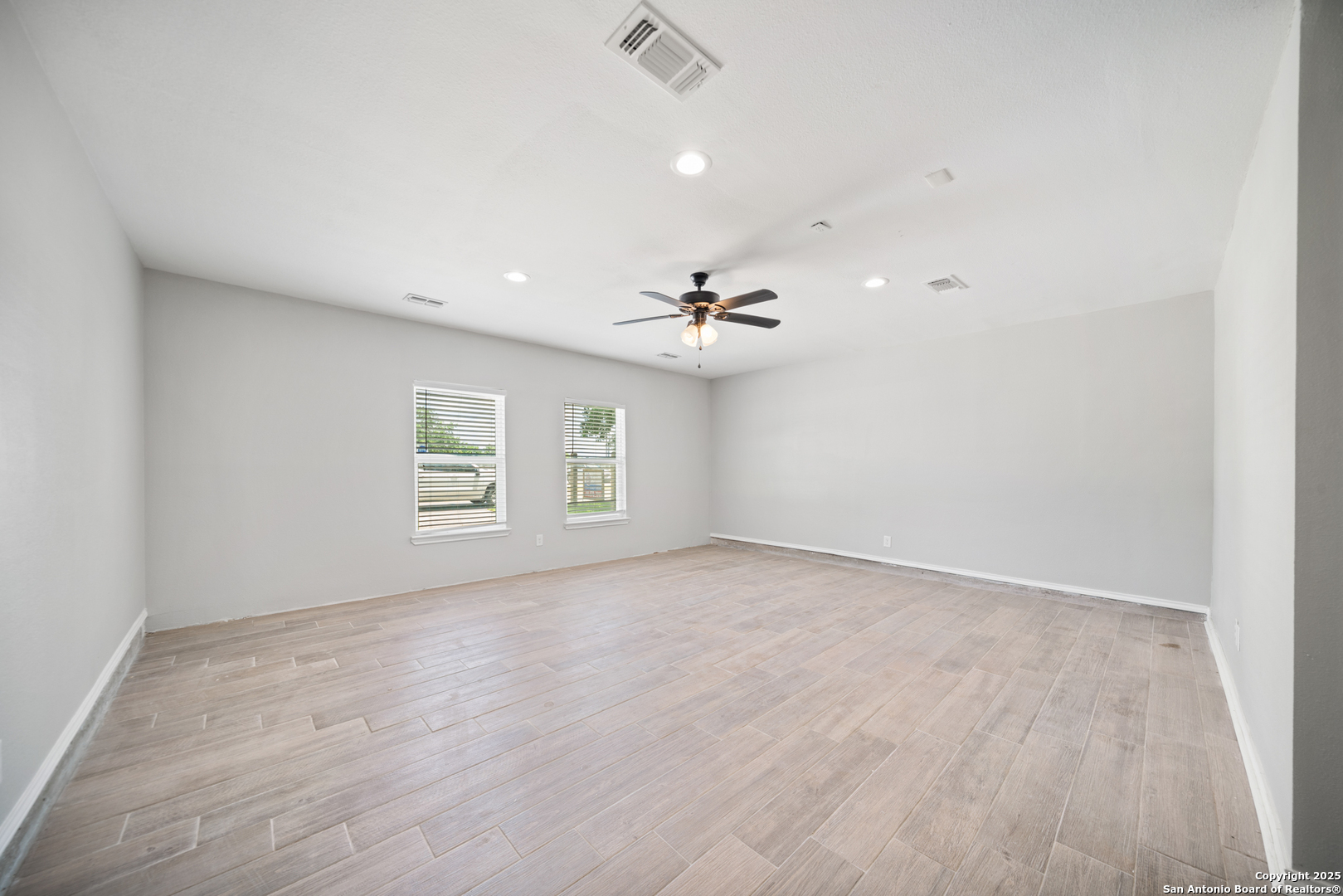 209 S Main Cibolo TX 78108