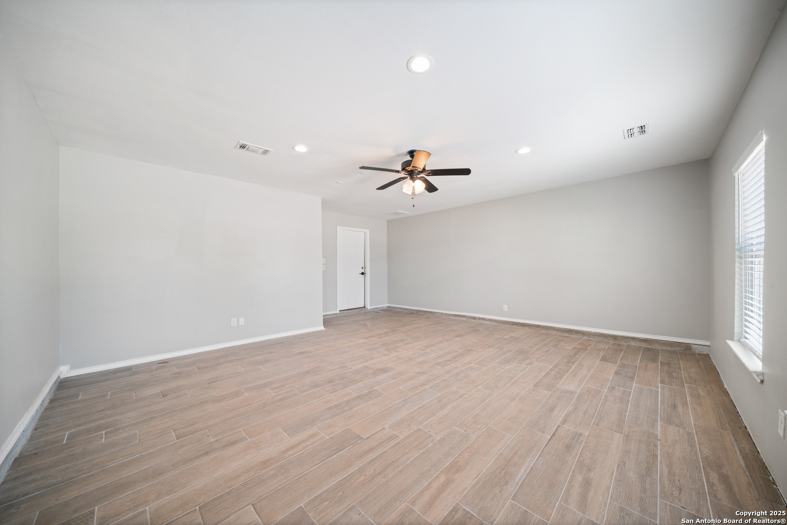 209 S Main Cibolo TX 78108