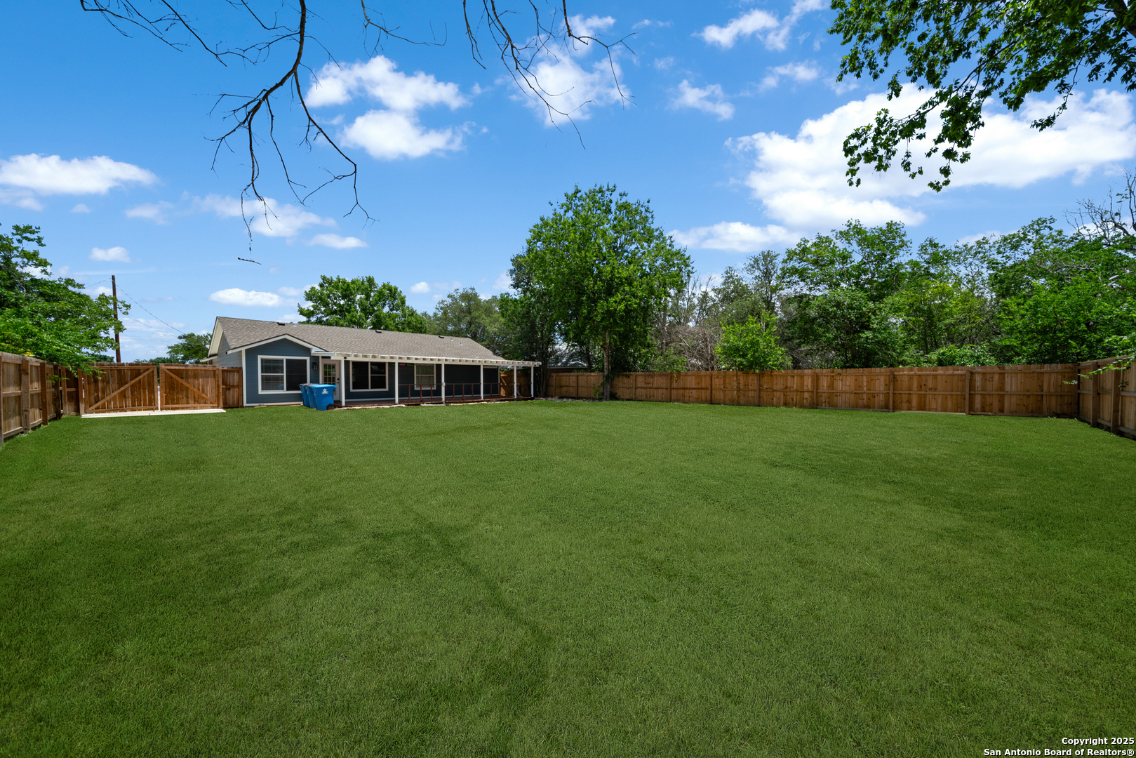 209 S Main Cibolo TX 78108