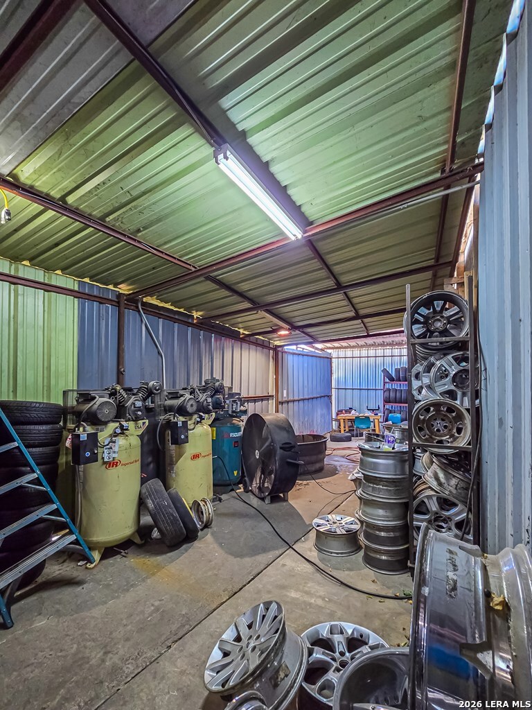 2806 Del Rio Highway Eagle Pass TX 78852
