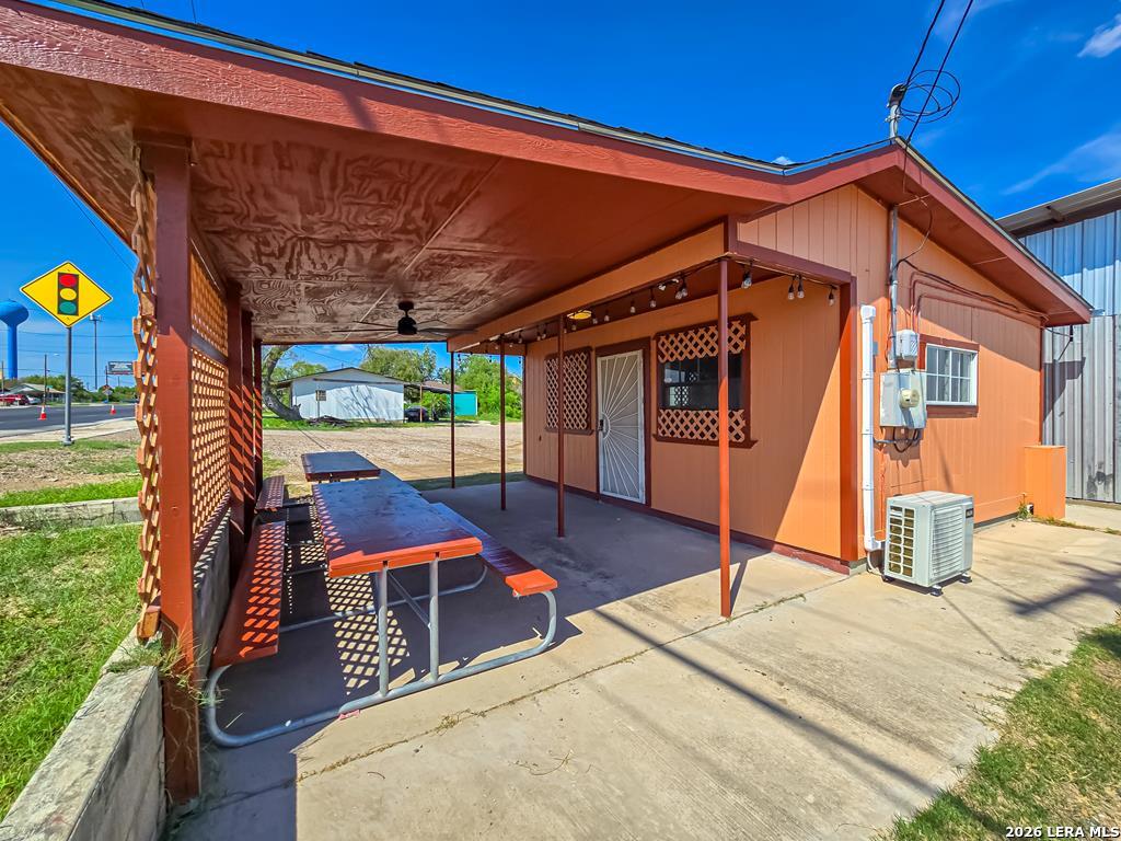 2806 Del Rio Highway Eagle Pass TX 78852