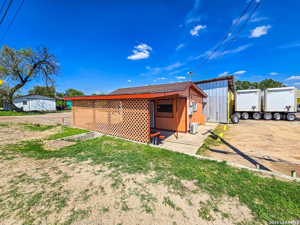 2806 Del Rio Highway Eagle Pass TX 78852