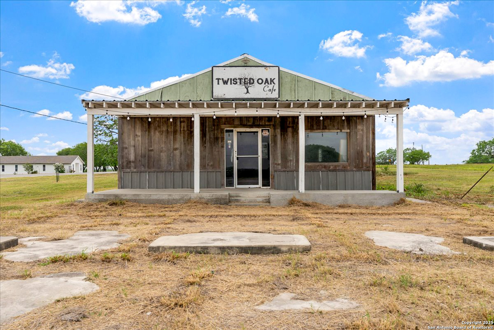 14328 Highway 72 Pawnee TX 78145