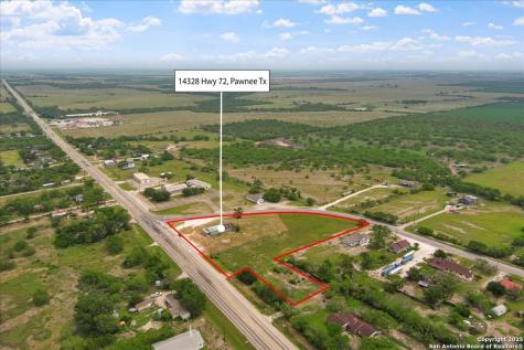 14328 Highway 72 Pawnee TX 78145