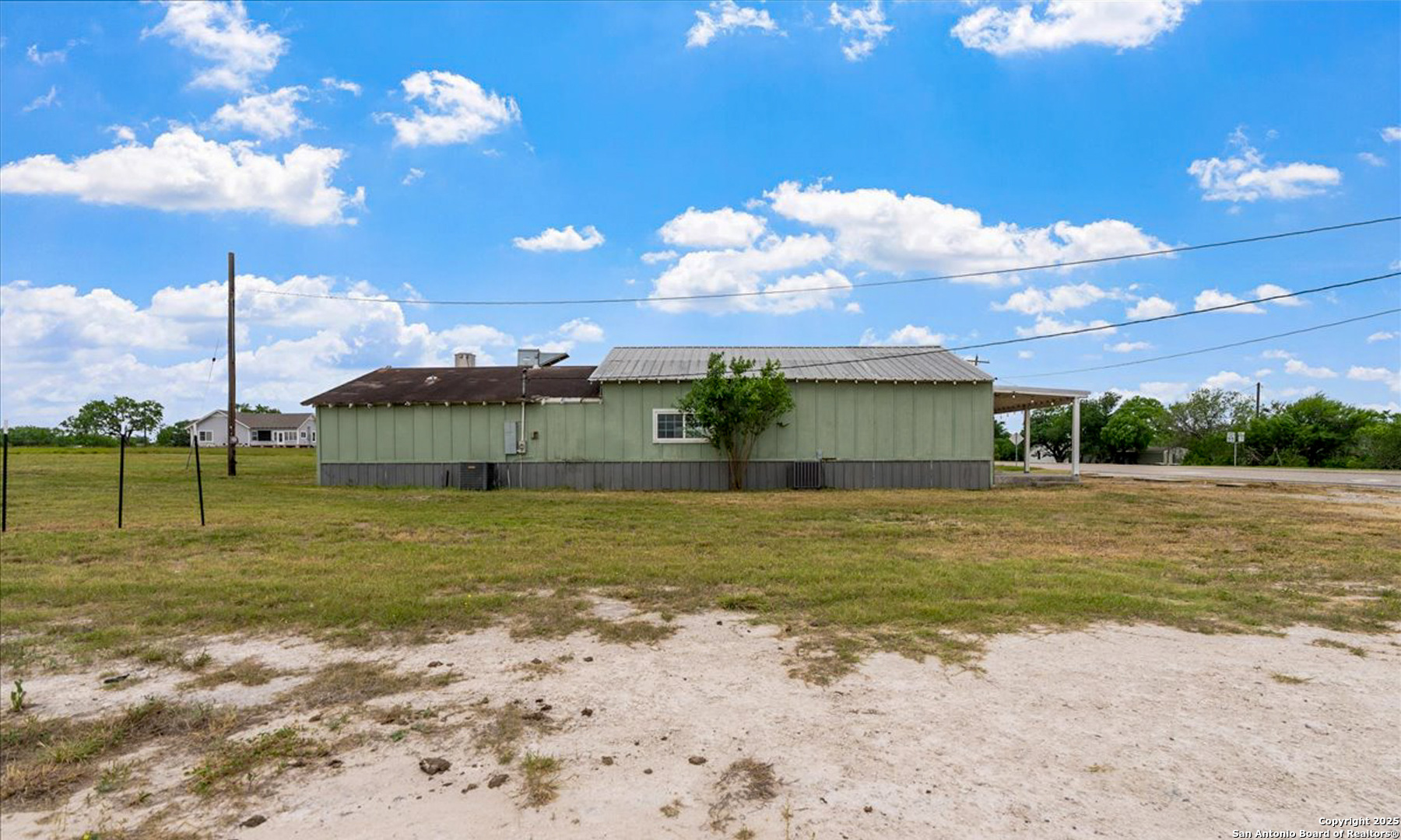 14328 Highway 72 Pawnee TX 78145