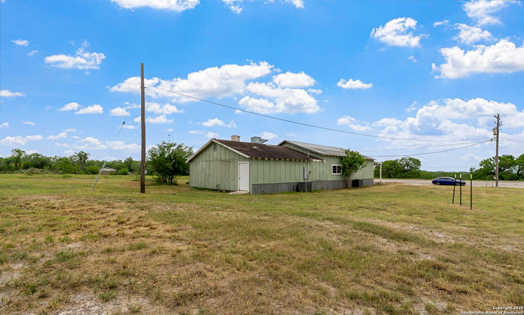 14328 Highway 72 Pawnee TX 78145