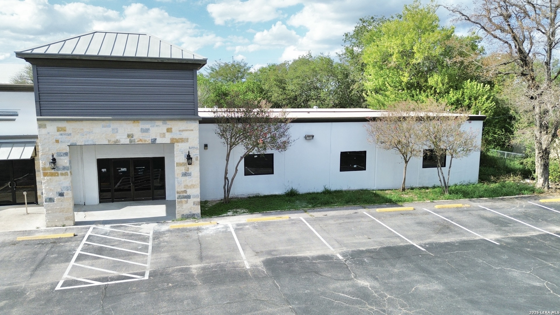 1701 E Sh 97 Jourdanton TX 78026