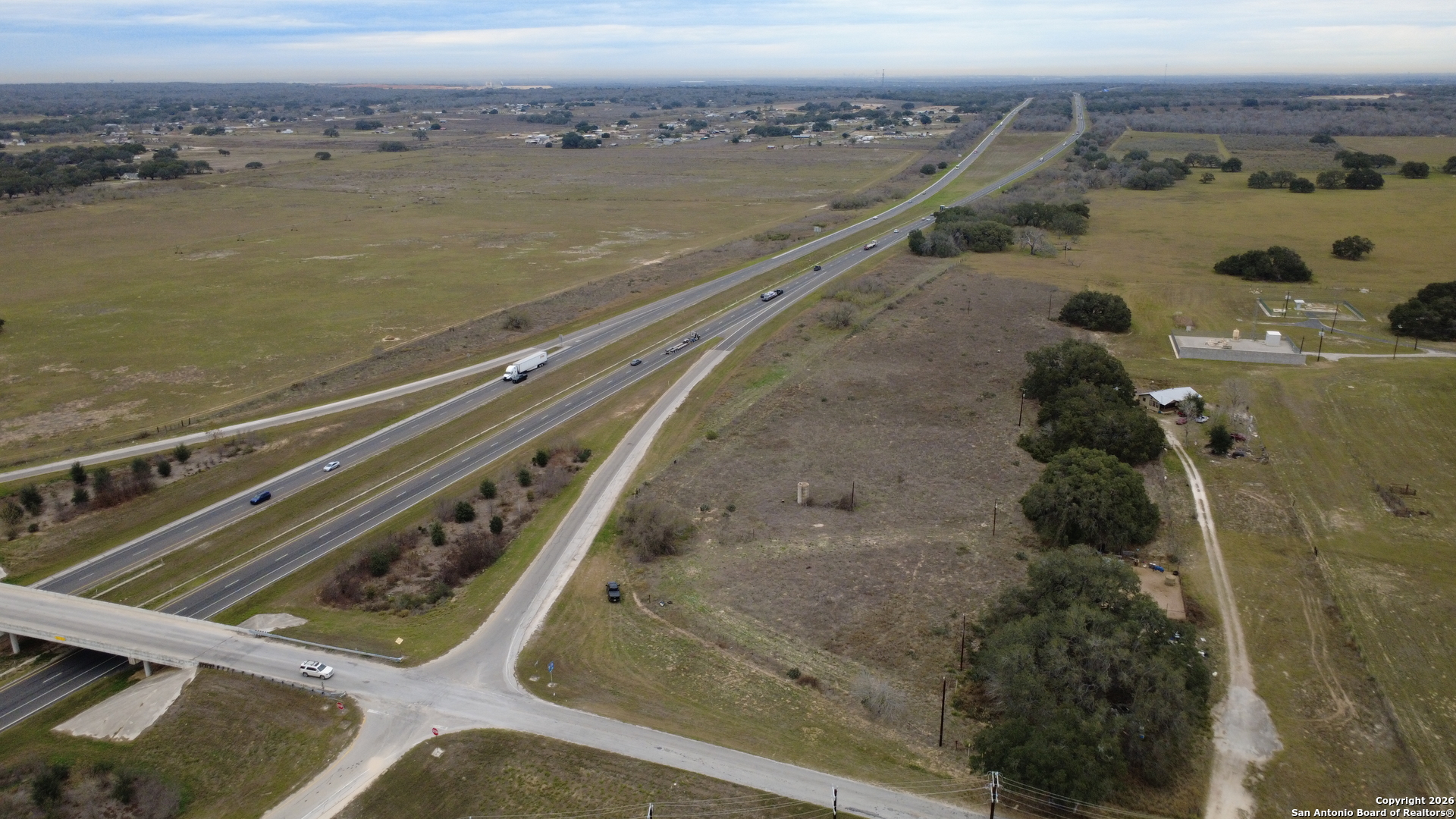7.7 Acres S Ih 37 Elmendorf TX 78112