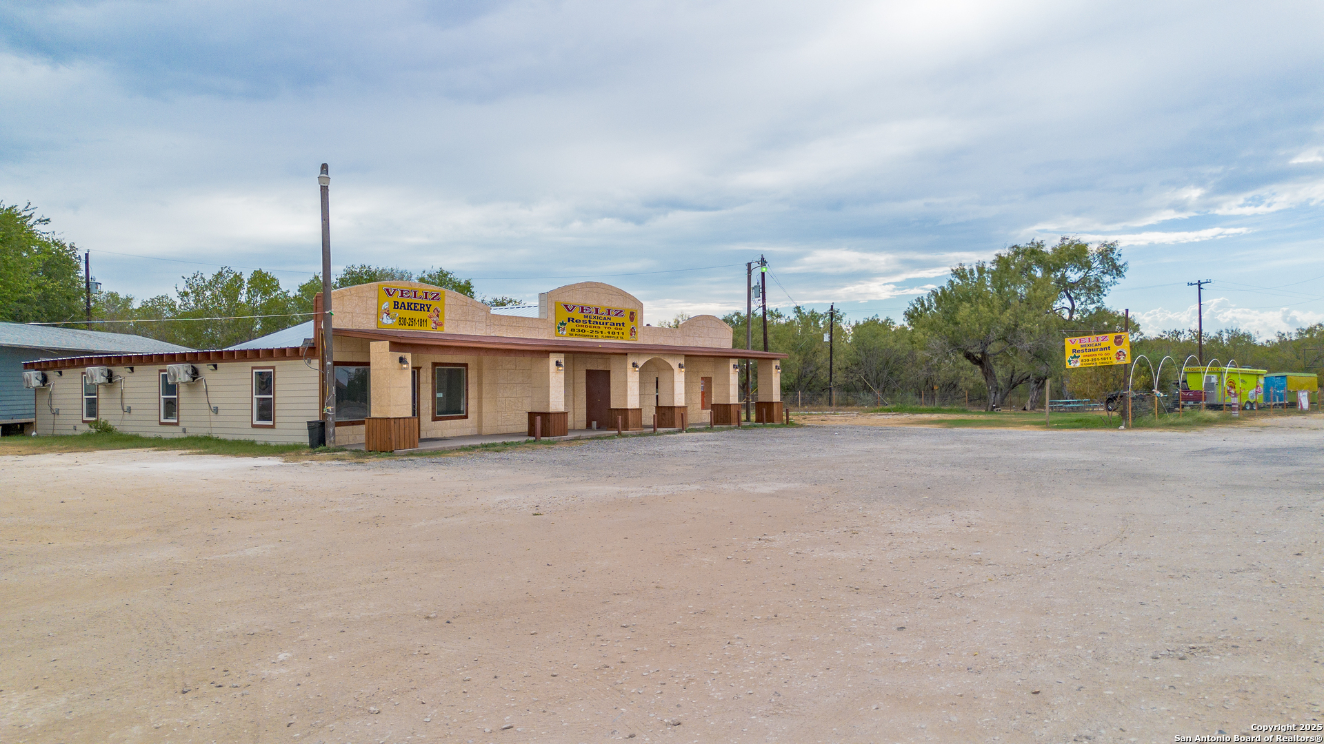 763 Fm 536 Floresville TX 78114