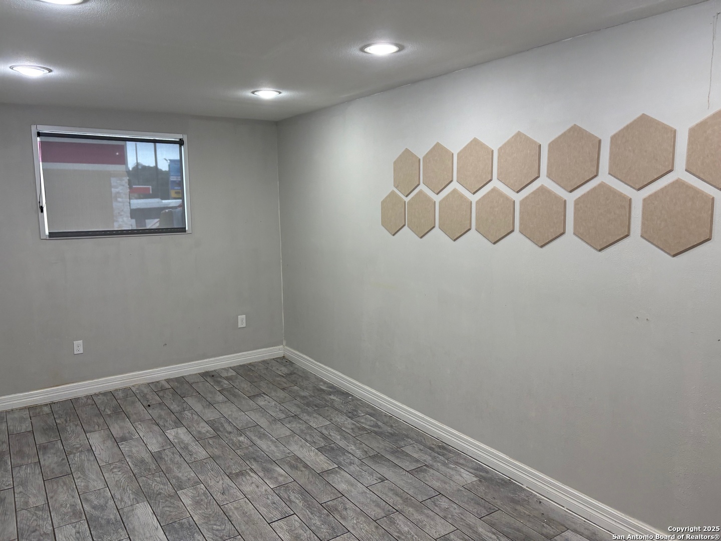 2810 Hillcrest Drive Balcones Heights TX 78201