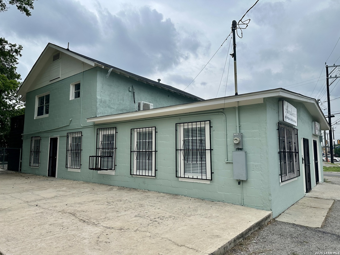 3016 S Presa Street San Antonio TX 78210