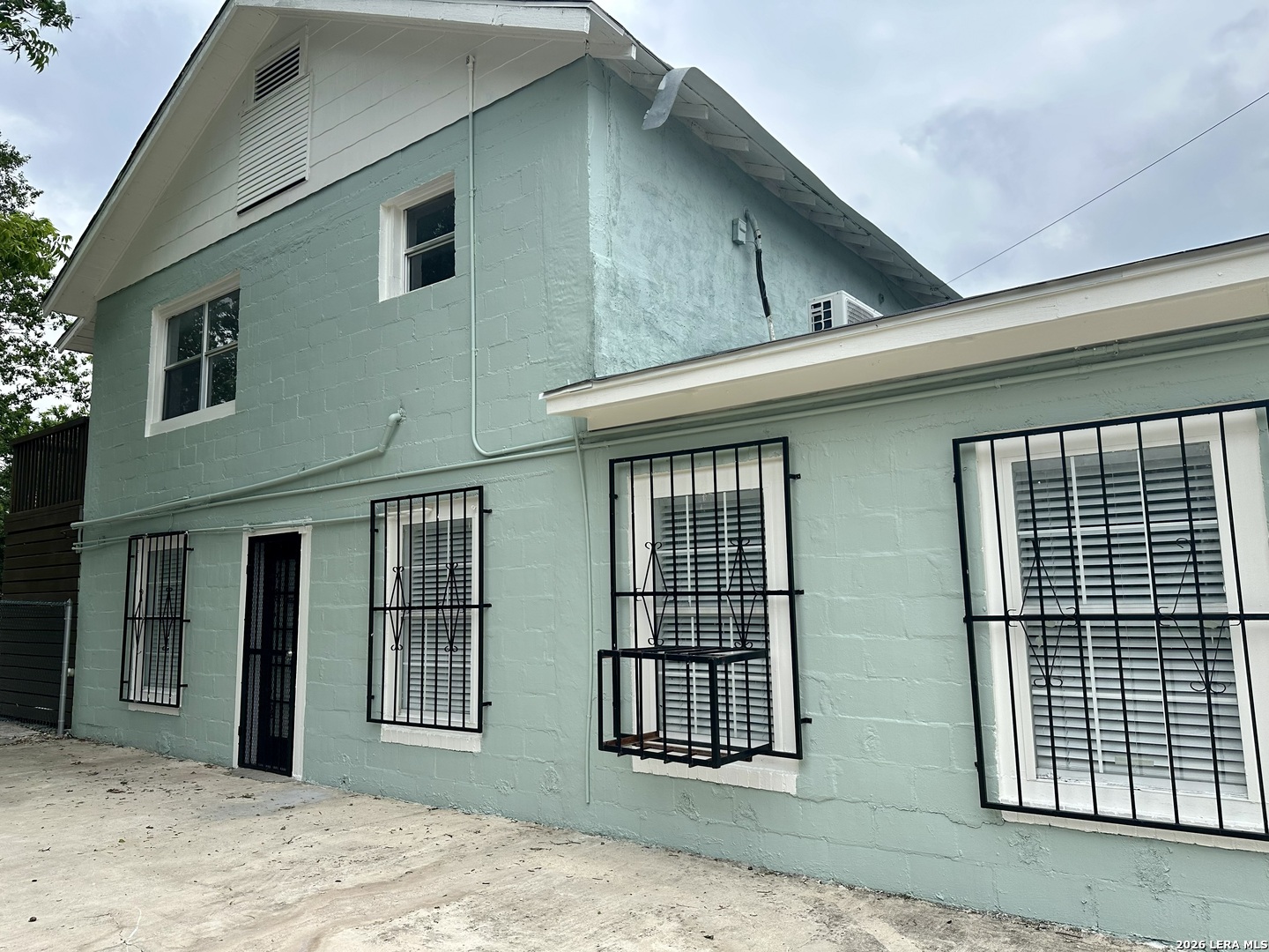 3016 S Presa Street San Antonio TX 78210