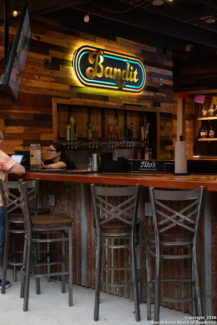 2769 Nacogdoches San Antonio TX 78217