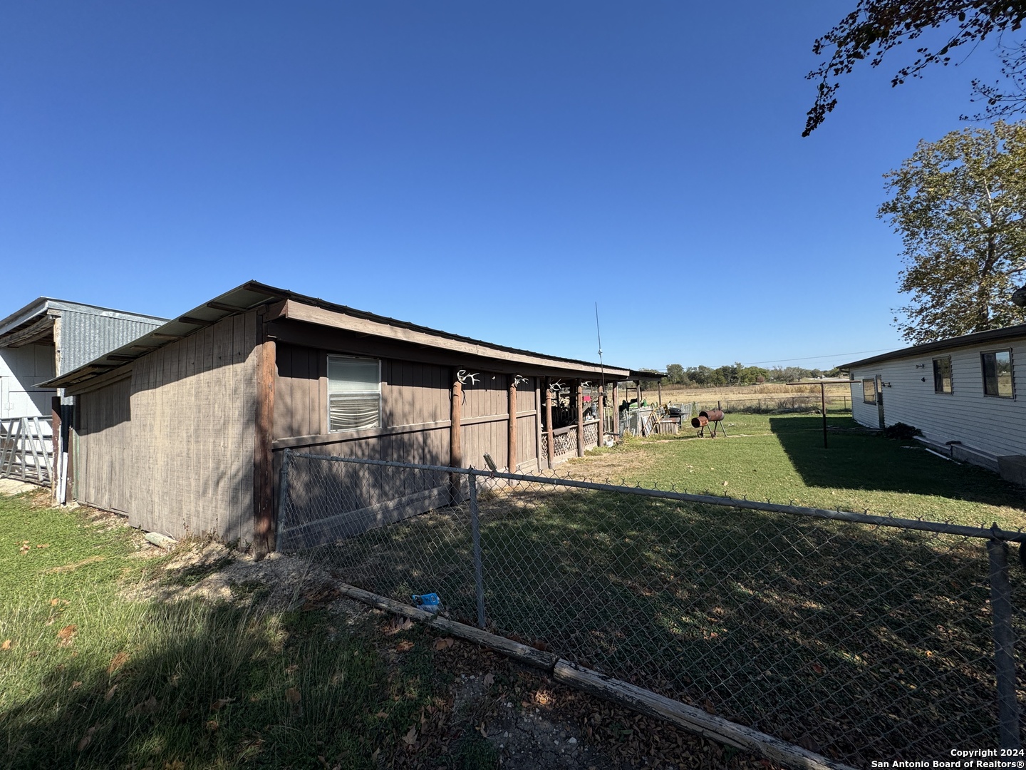 2902 W Kingsbury Street Seguin TX 78155