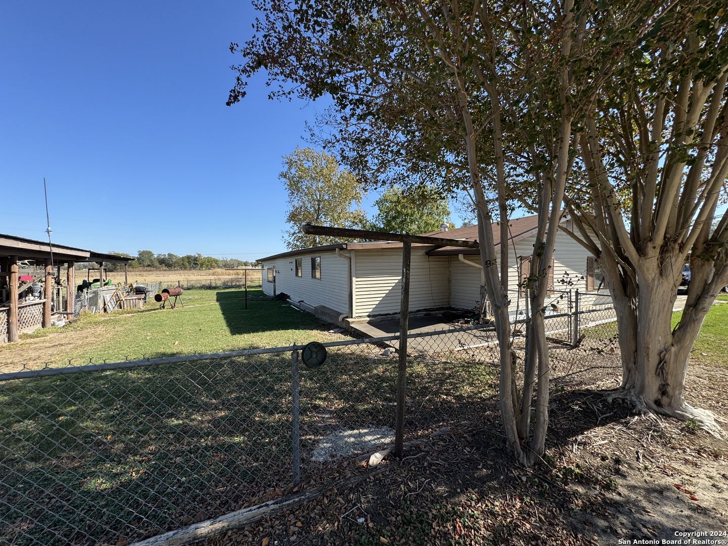 2902 W Kingsbury Street Seguin TX 78155