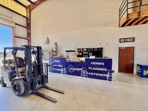 4844 County Road 430 Pleasanton TX 78064