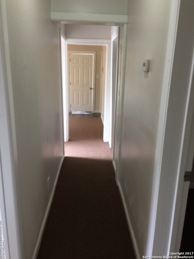 202 General Mcmullen San Antonio TX 78237