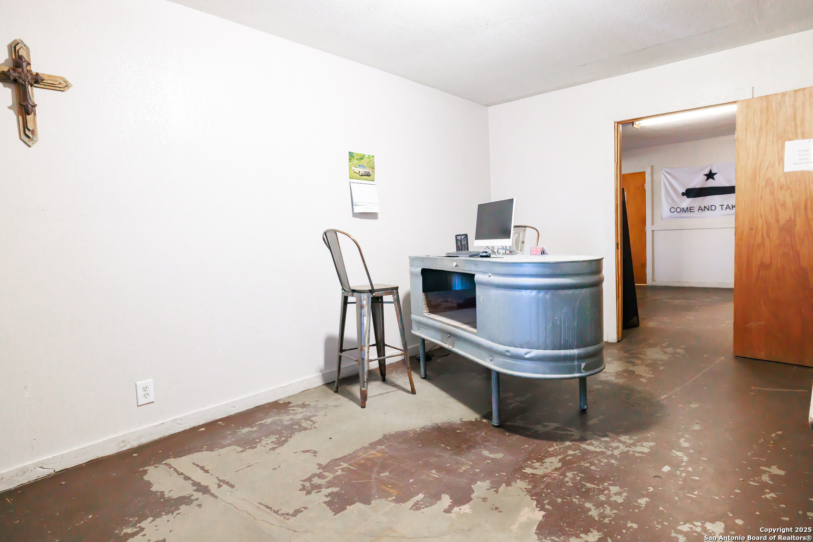 1505 E Sarah Dewitt Drive Gonzales TX 78629