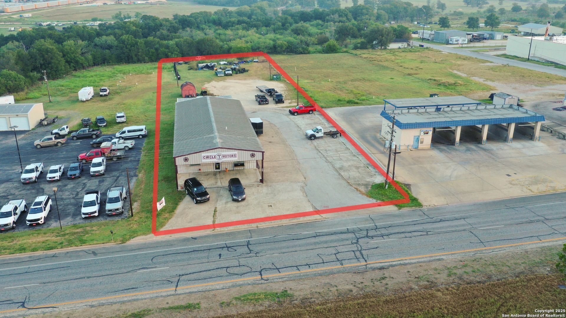 1505 E Sarah Dewitt Drive Gonzales TX 78629