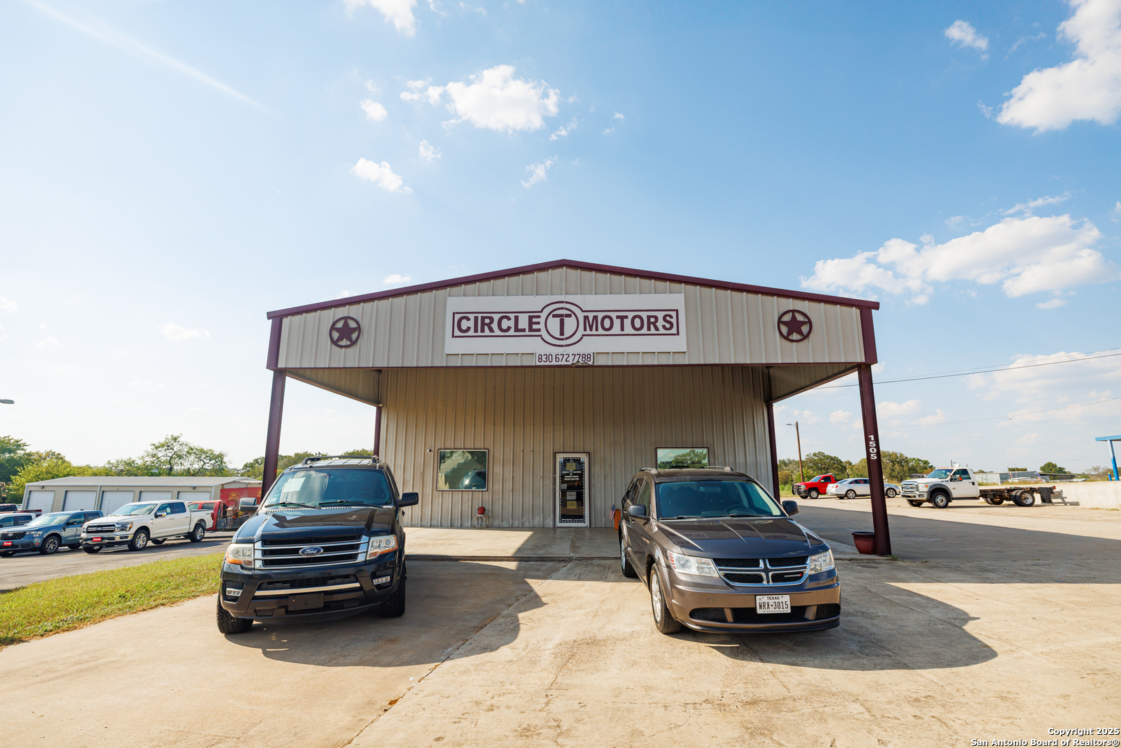 1505 E Sarah Dewitt Drive Gonzales TX 78629