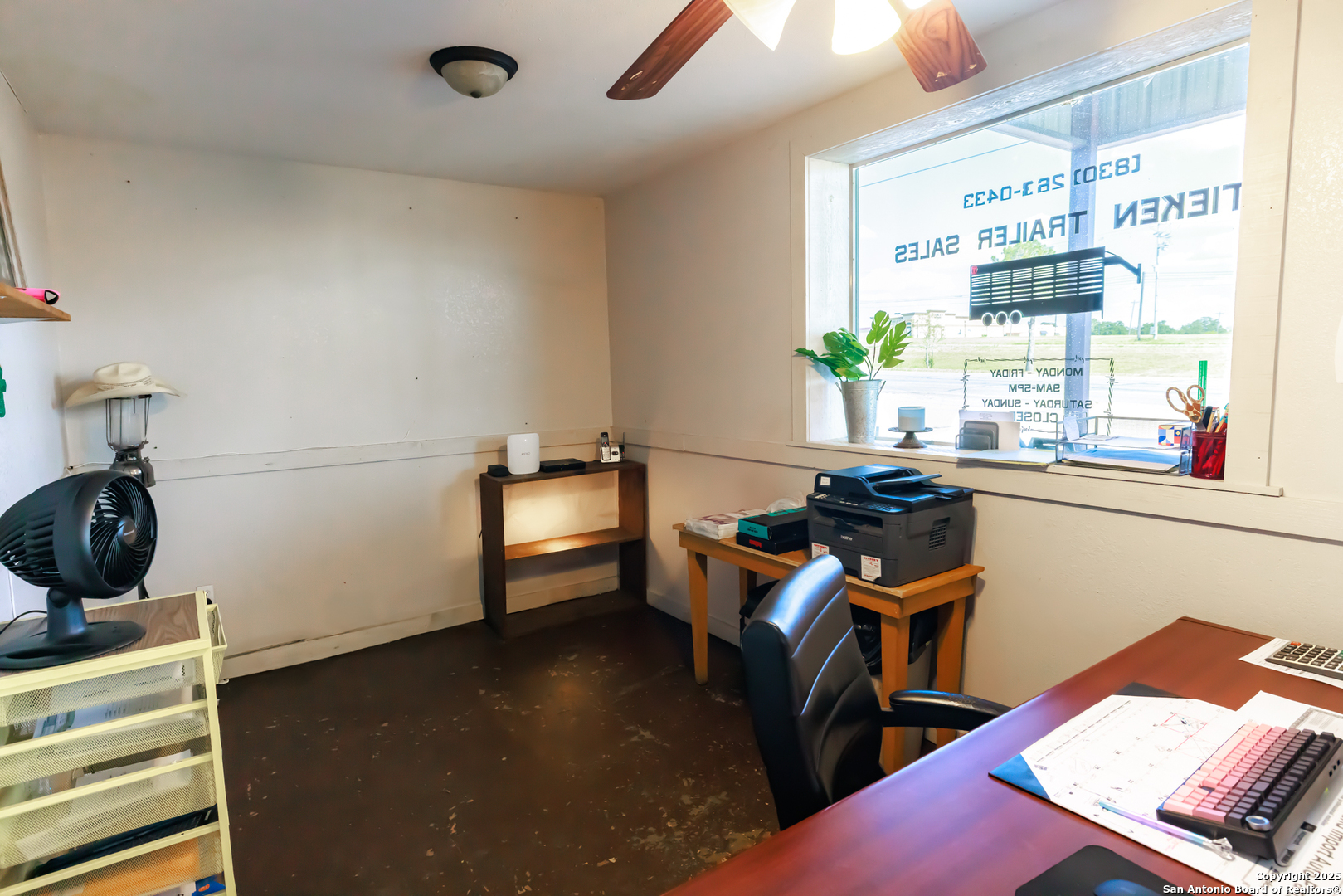 1505 E Sarah Dewitt Drive Gonzales TX 78629