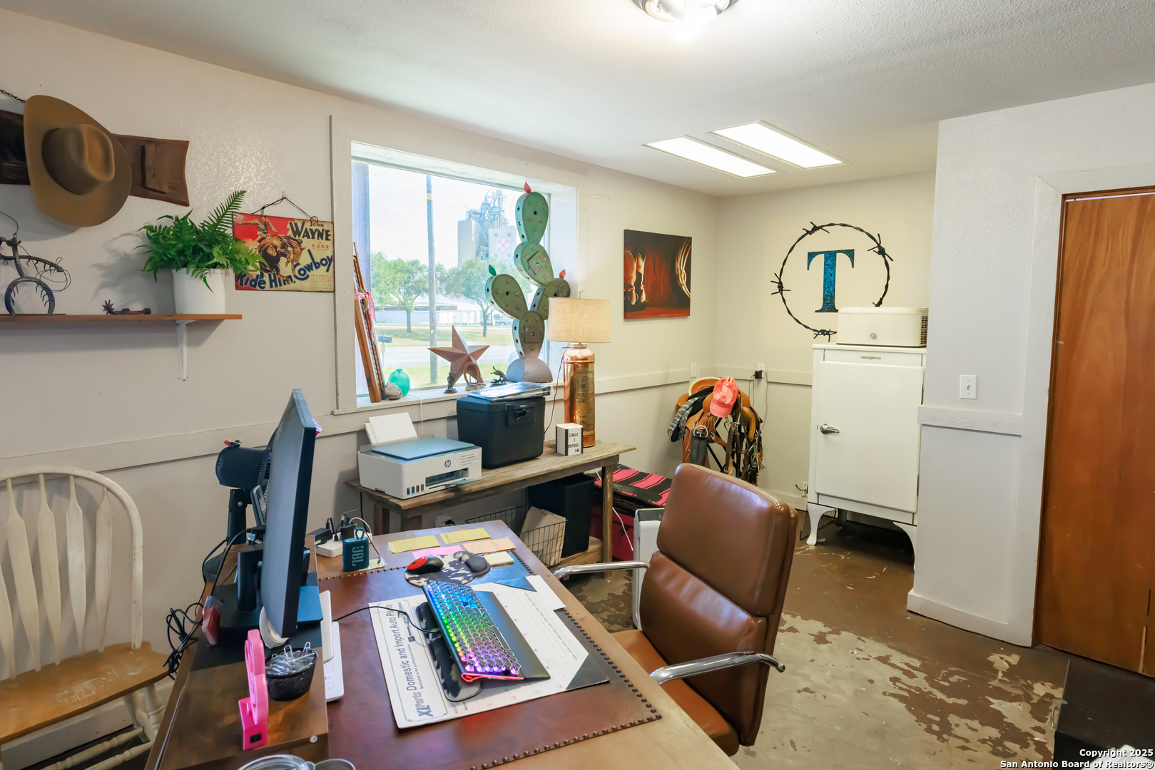 1505 E Sarah Dewitt Drive Gonzales TX 78629