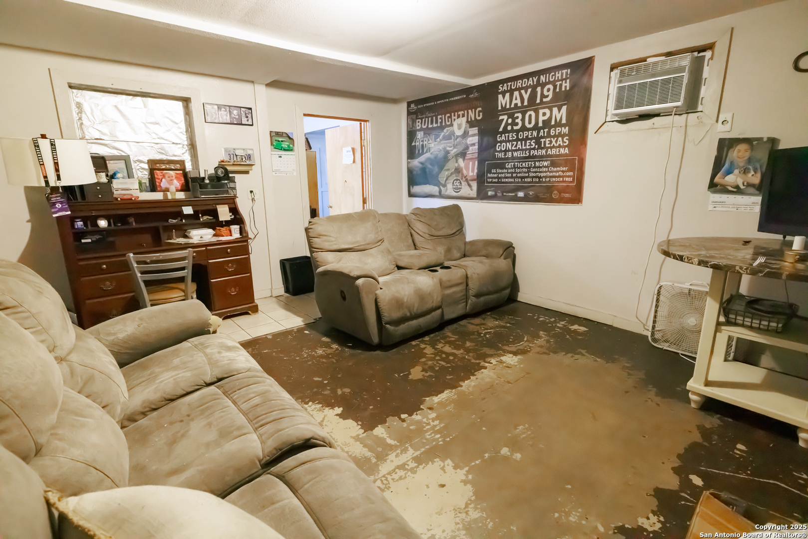 1505 E Sarah Dewitt Drive Gonzales TX 78629