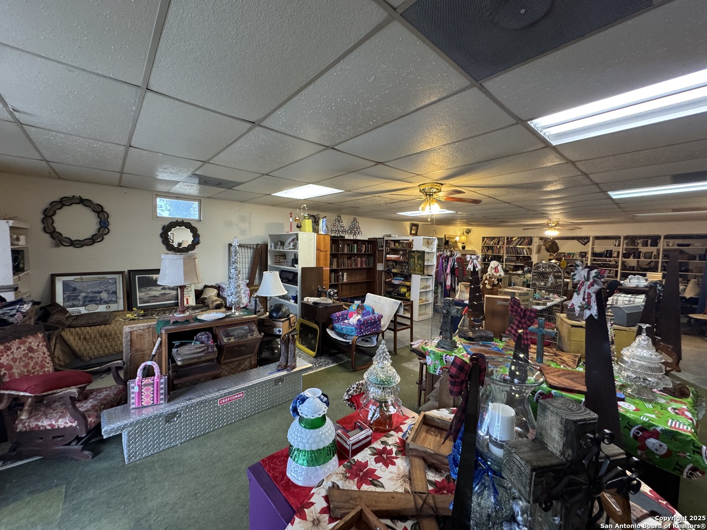 401 Highway 90 Sabinal TX 78881