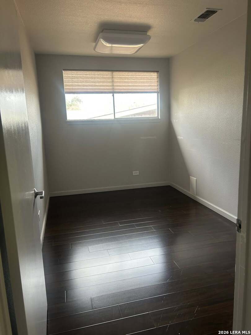 359 E Hilderbrand San Antonio TX 78212