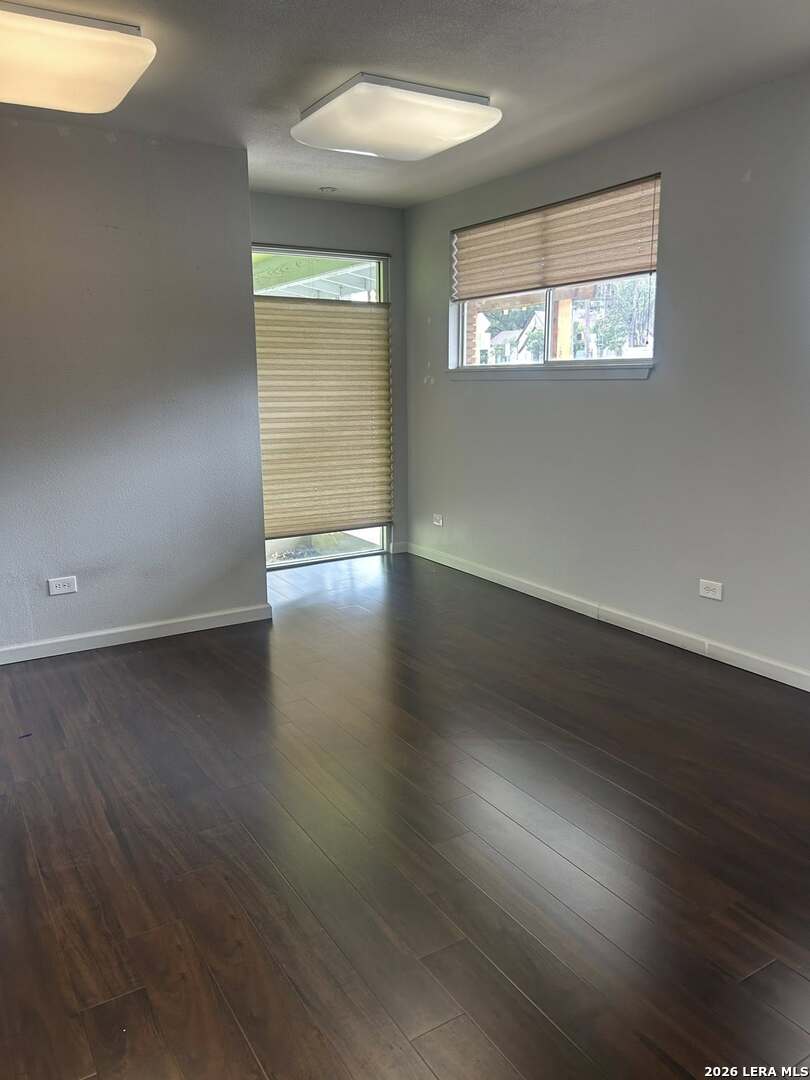 359 E Hilderbrand San Antonio TX 78212