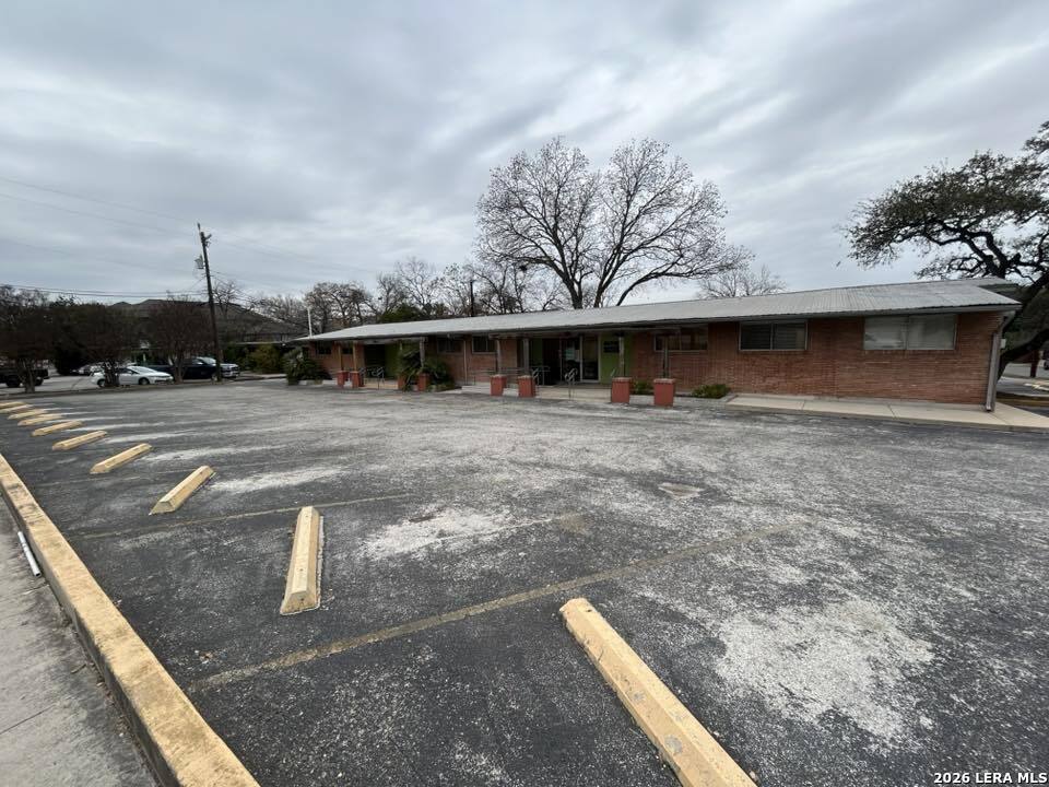 359 E Hilderbrand San Antonio TX 78212