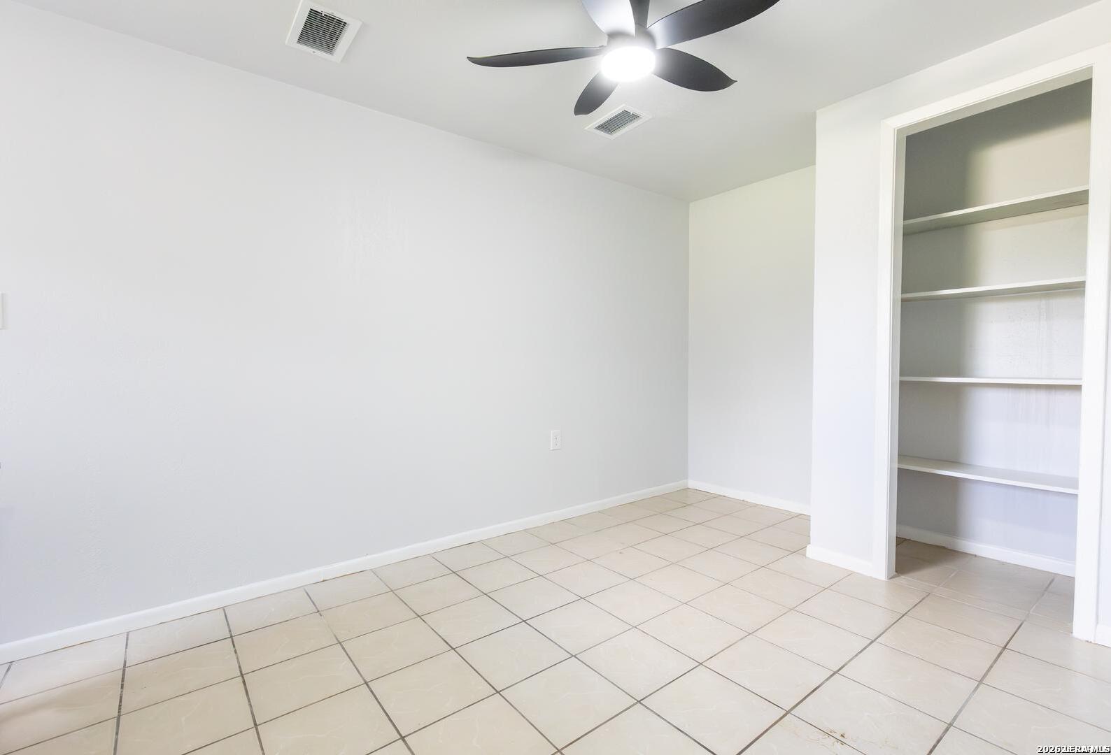 730 County Road 664 Devine TX 78016