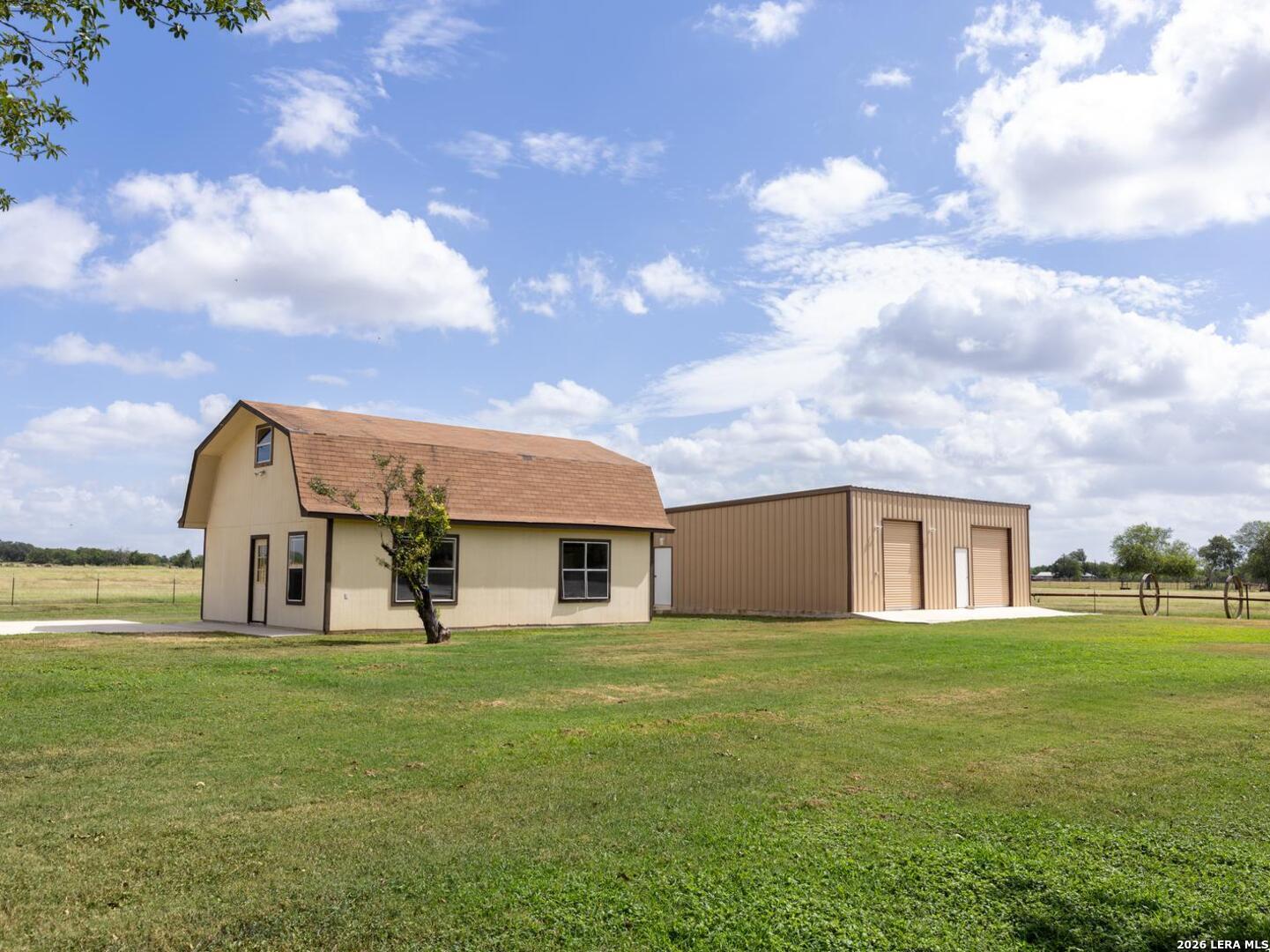 730 County Road 664 Devine TX 78016