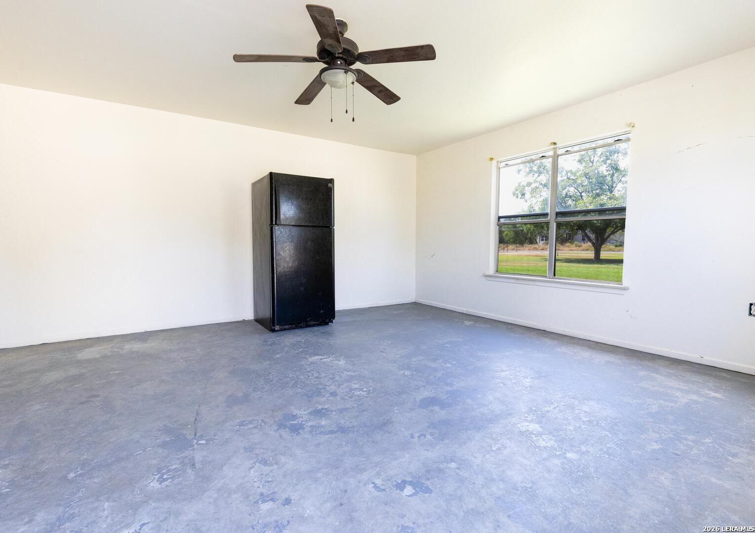 730 County Road 664 Devine TX 78016