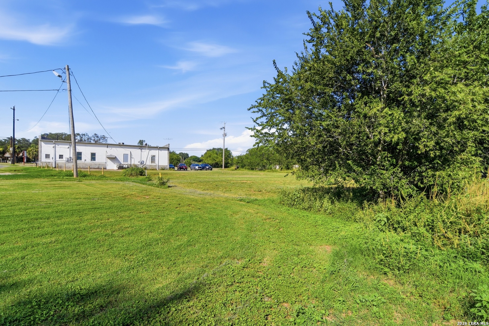 508 W Hondo Devine TX 78016