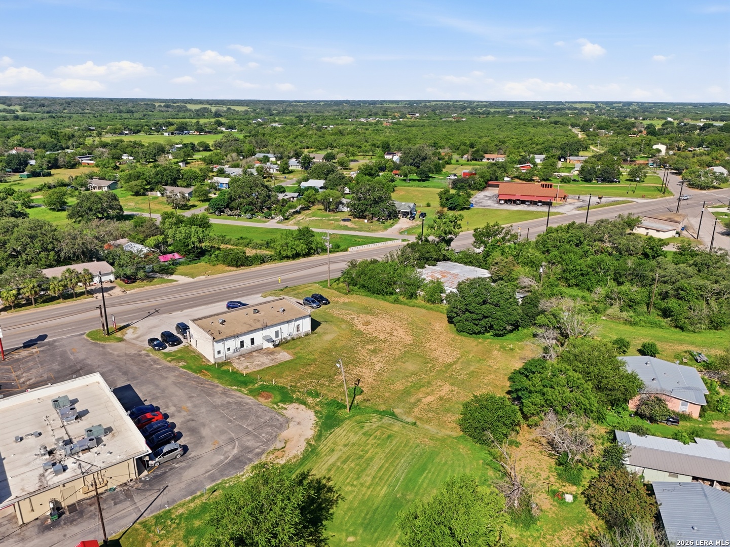 508 W Hondo Devine TX 78016